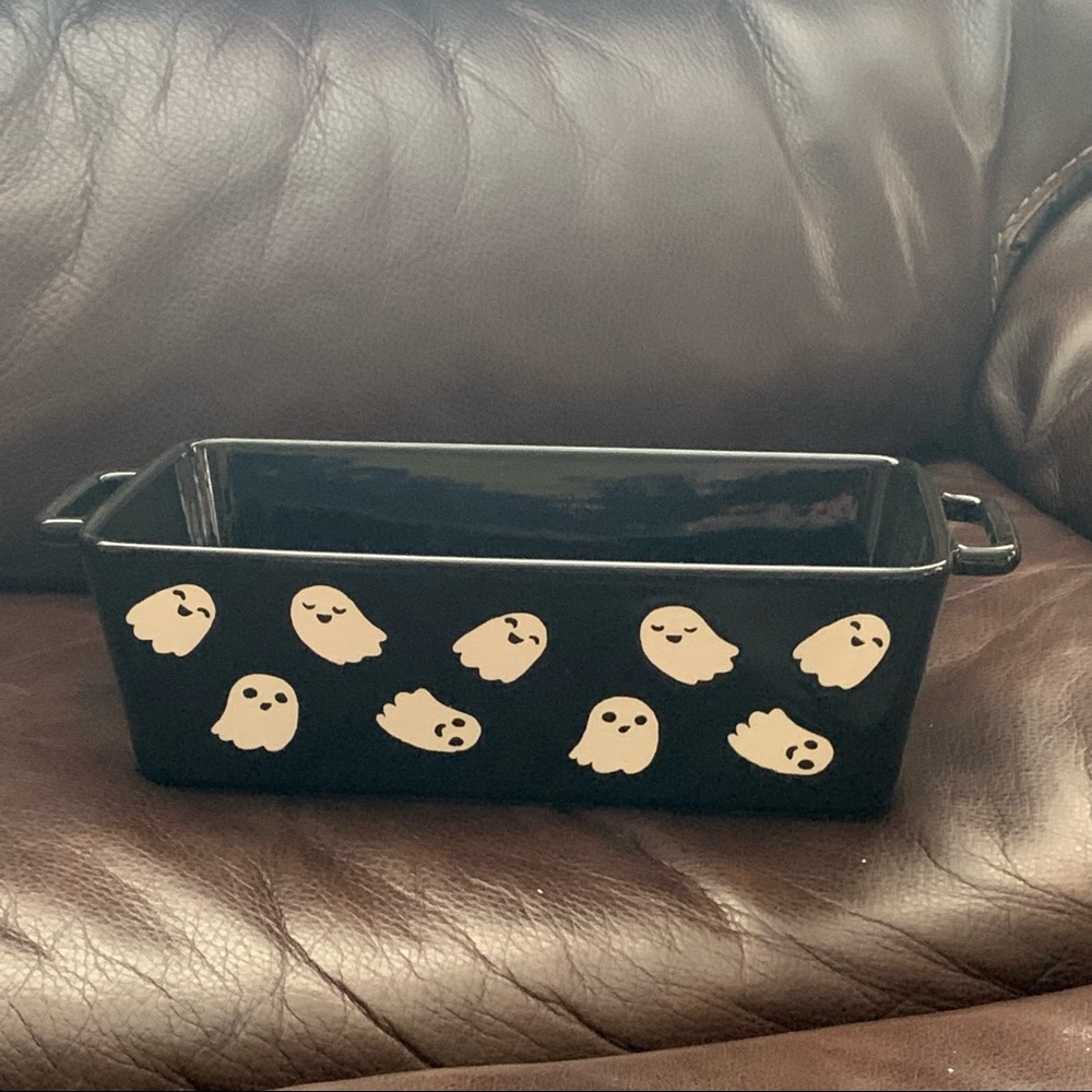 Spooky Ghost Halloween Loaf Pan - Strawberry Street